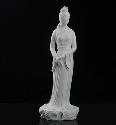 汉风德化陶瓷白瓷仕女汉服汉代古典风格美女人物家居客厅装饰摆件